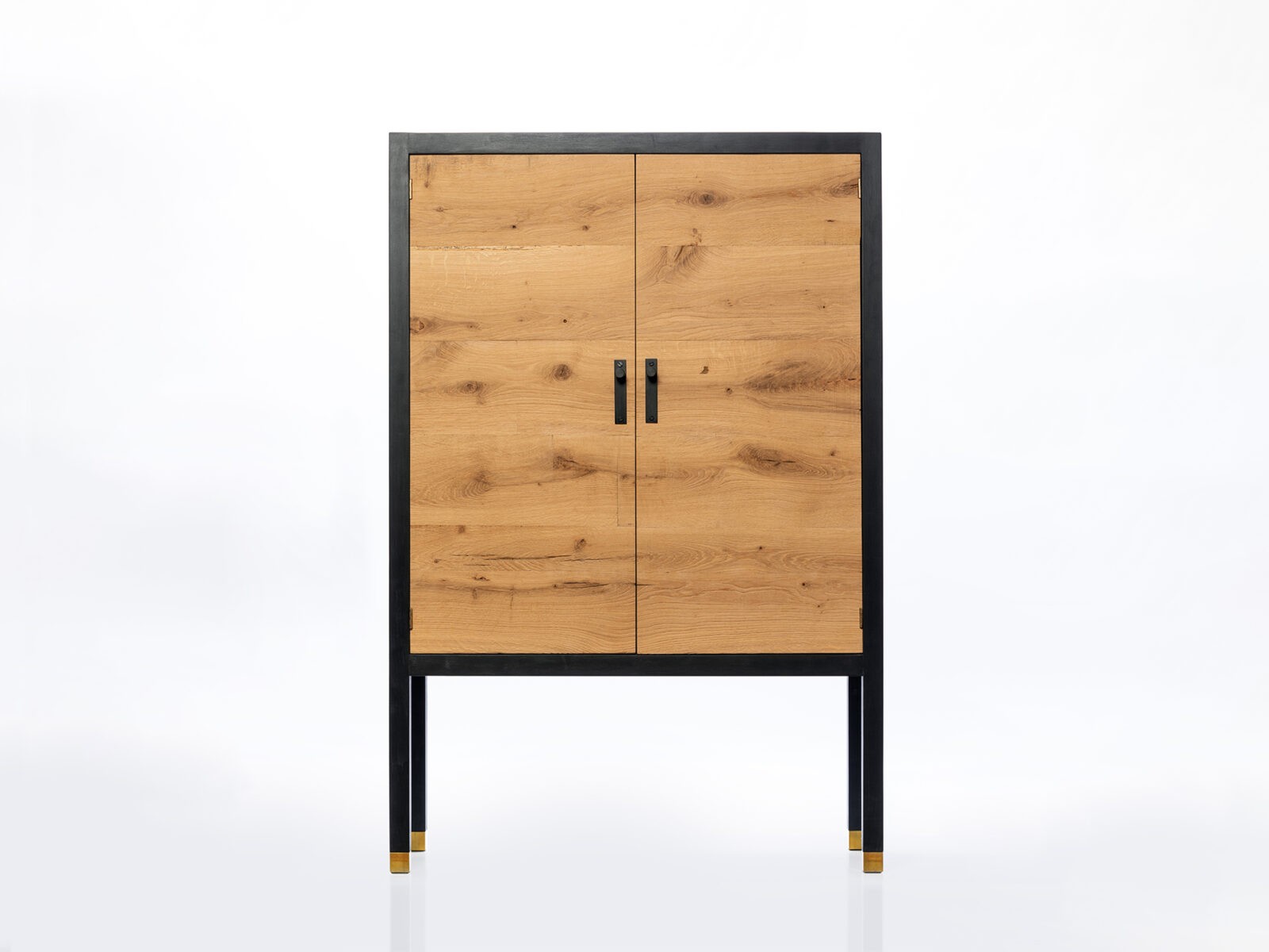 Minimal_Studio-Secret_Bar_Cabinet