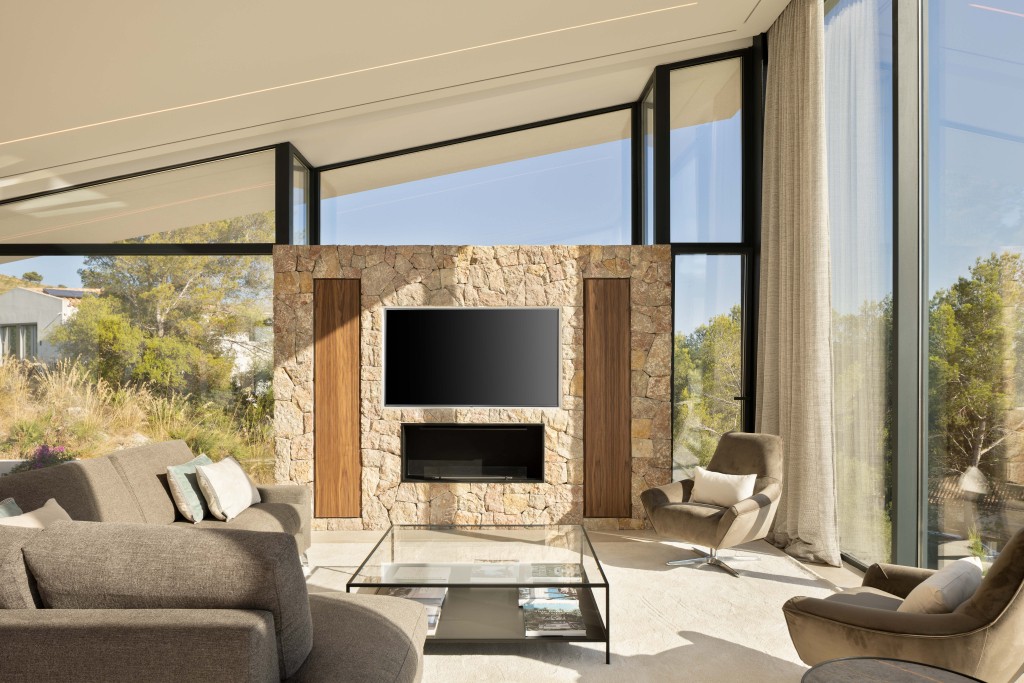 Minimal_Studio-Oblique_House-1
