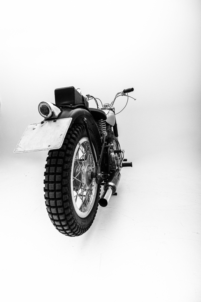 Minimal_Studio-Bullet_Chrome-21
