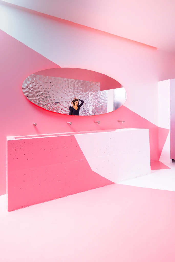 Overclub | Minimal Studio