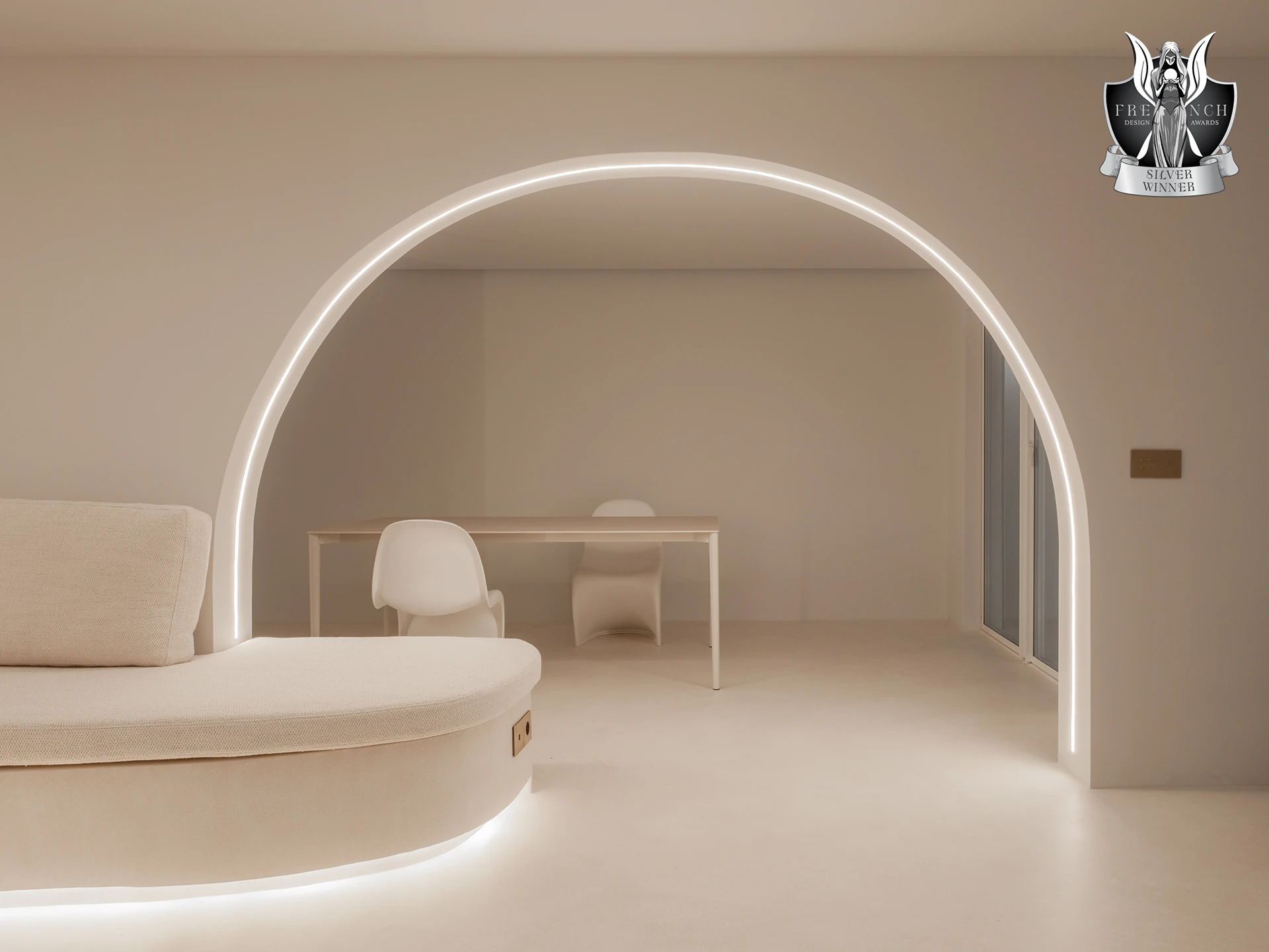 Minimal_Studio-The_Frame